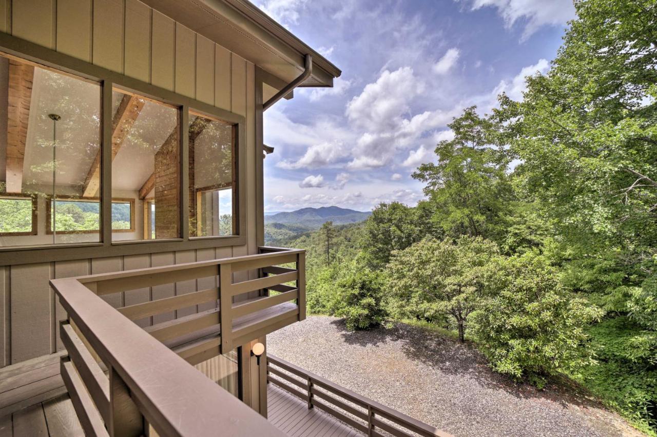 Vibrant Bryson City Home With Mtn Views And Deck! מראה חיצוני תמונה